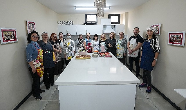 Gaziemir'de 226 Saatlik Mutfak Kursu ile Yeni Aşçılar Yetişiyor
