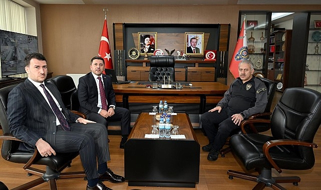 Nevşehir'de Polis Haftası Ziyareti: Başkan Arı'dan Emniyet Müdürlüğü'ne Kutlama