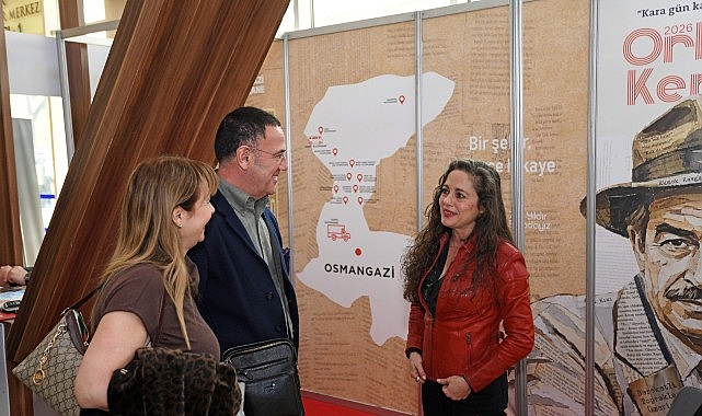 Nilüfer Açıkalın, TÜYAP Bursa Kitap Fuarı'nda Okurlarıyla Buluştu