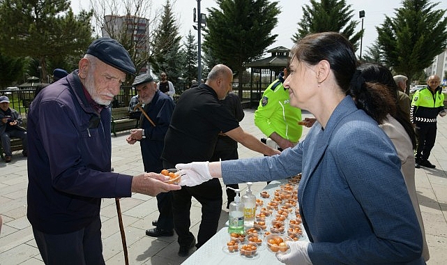 Kahramanmaraş'ta Okul Saldırısında Hayatını Kaybedenler İçin Lokma Hayrı Düzenlendi
