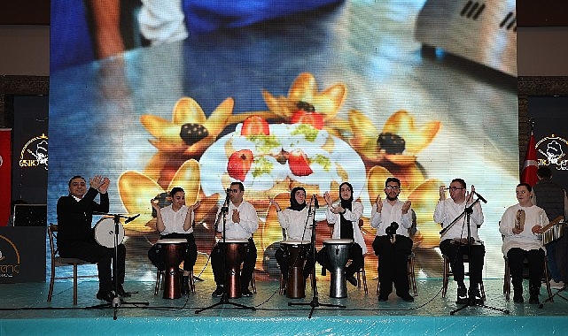 Kocaeli'de Otizm Günü'nde 8 Öğrenci Yarıştı, 4'ü Jüri Oldu