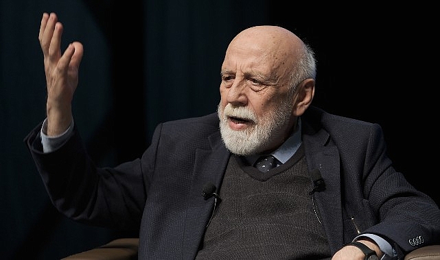 Peyam-ı Garb'ta Daryush Shayegan'ın 'Melez Bilinç' Eseri Masaya Yatırıldı