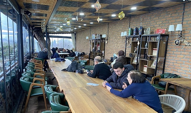 Kocaeli'de 65 Yaş Üstüne 3 Haftalık Dijital Okuryazarlık Eğitimi Tamamlandı