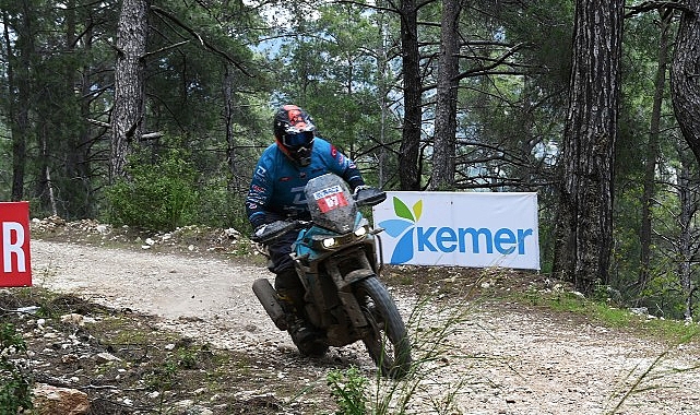 Sky Adventure Motosiklet Yarışları Kemer'de Start Aldı: 50 Km Parkurda Mücadele