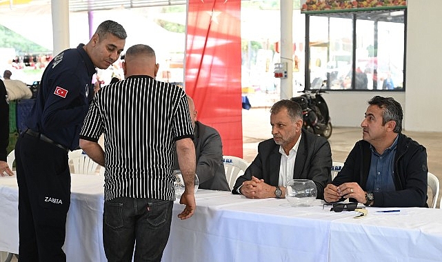 Tekirova'da Tekstil Pazarı Kurası Çekildi: 2 Dilli Tabela Geliyor