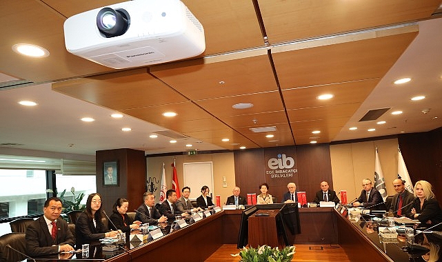 İzmir-Nanjing Kardeş Şehir Oldu: Türkiye-Çin Ticareti 830 Milyon Dolara Ulaştı