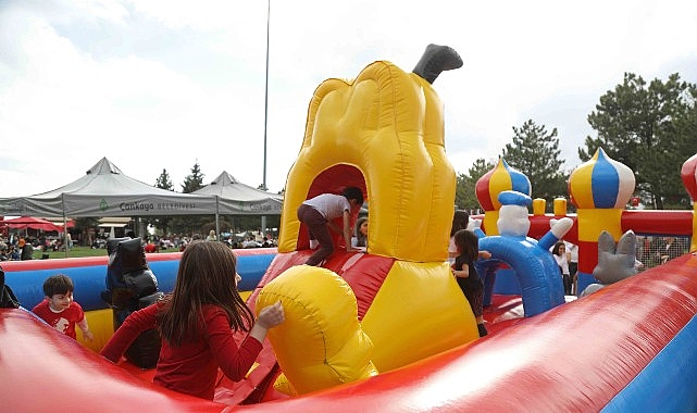 Çankaya'da 23 Nisan Coşkusu: 106. Yıl Kutlamalarında 1000 Çocuk Korosu Sahne Alacak