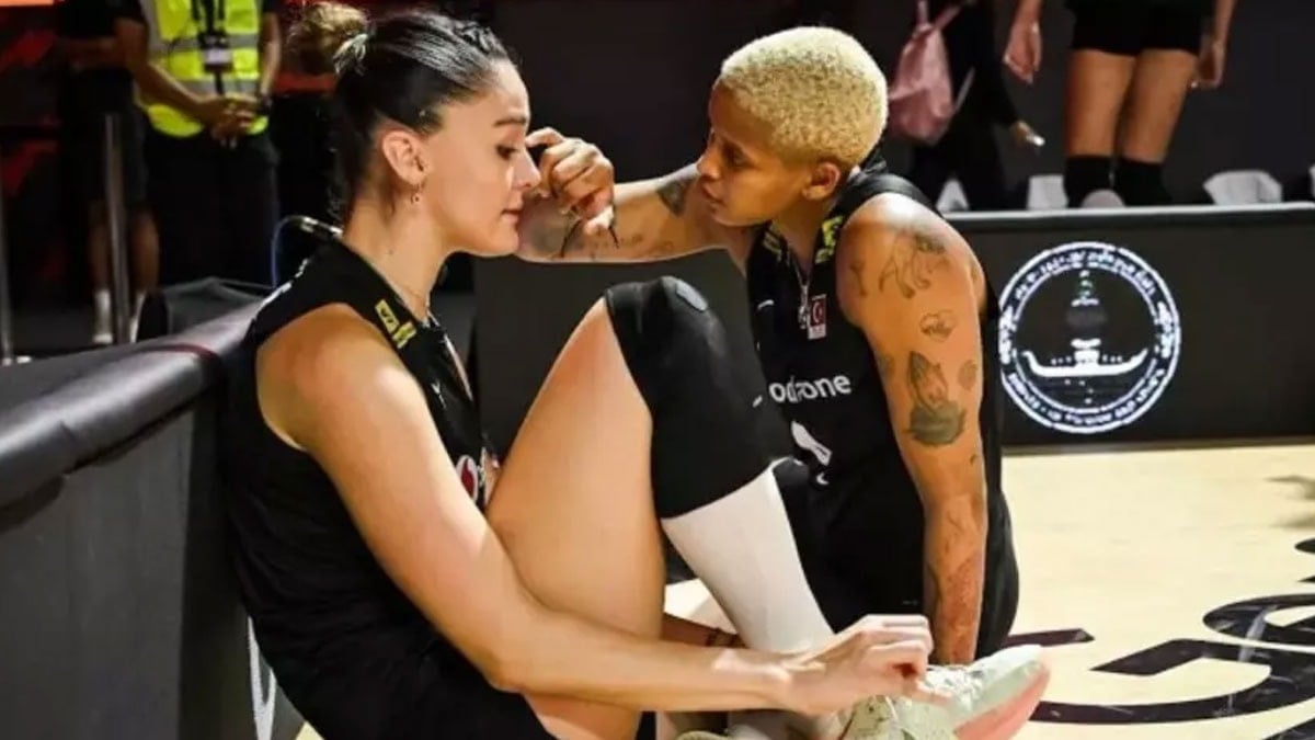 Voleybolda Sosyal Medya Krizi: Zehra Güneş ve Melissa Vargas Takibi Bıraktı