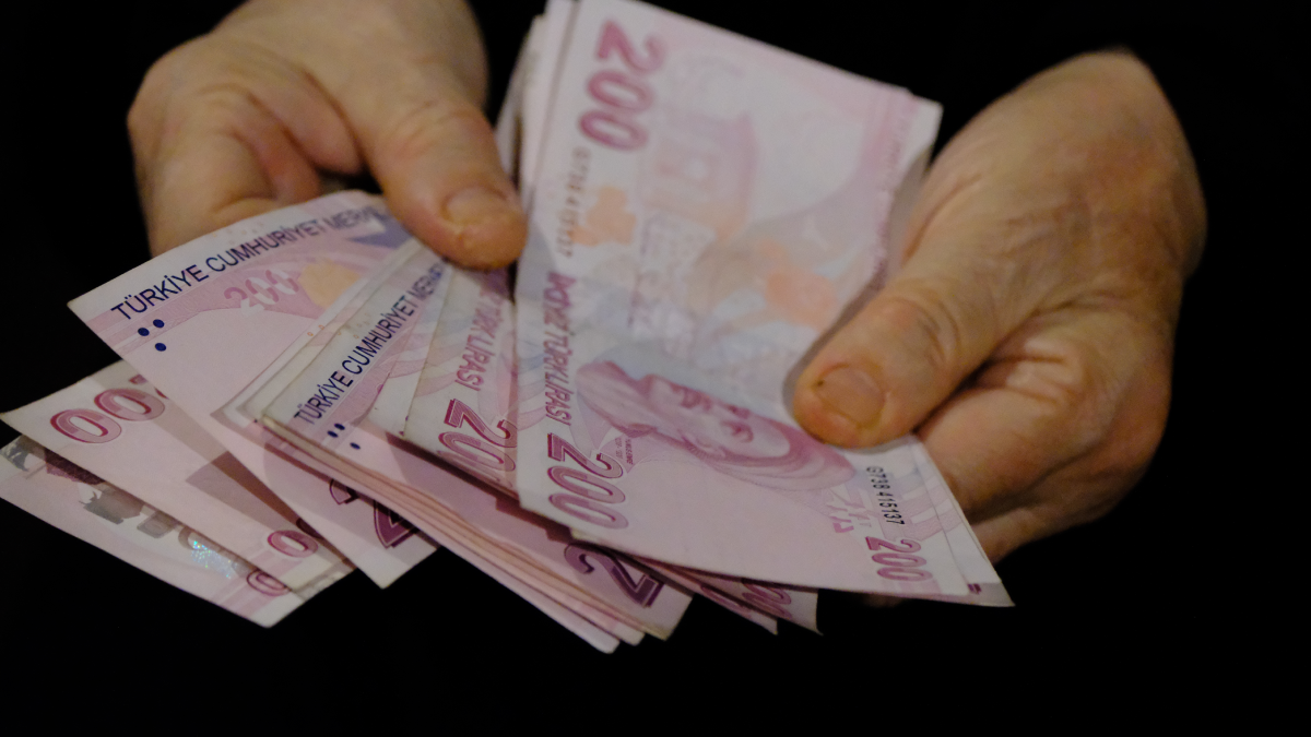 Emekli Zamları Yine Enflasyon Altında Kalacak: 3 Aylık Fark .03