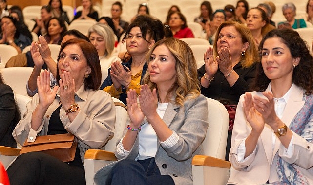 Menopoz Tabuları Yenişehir'de Yıkıldı: Uzmanlar 50 Yaş Eşiğinde Sağlık Rehberi Sundu
