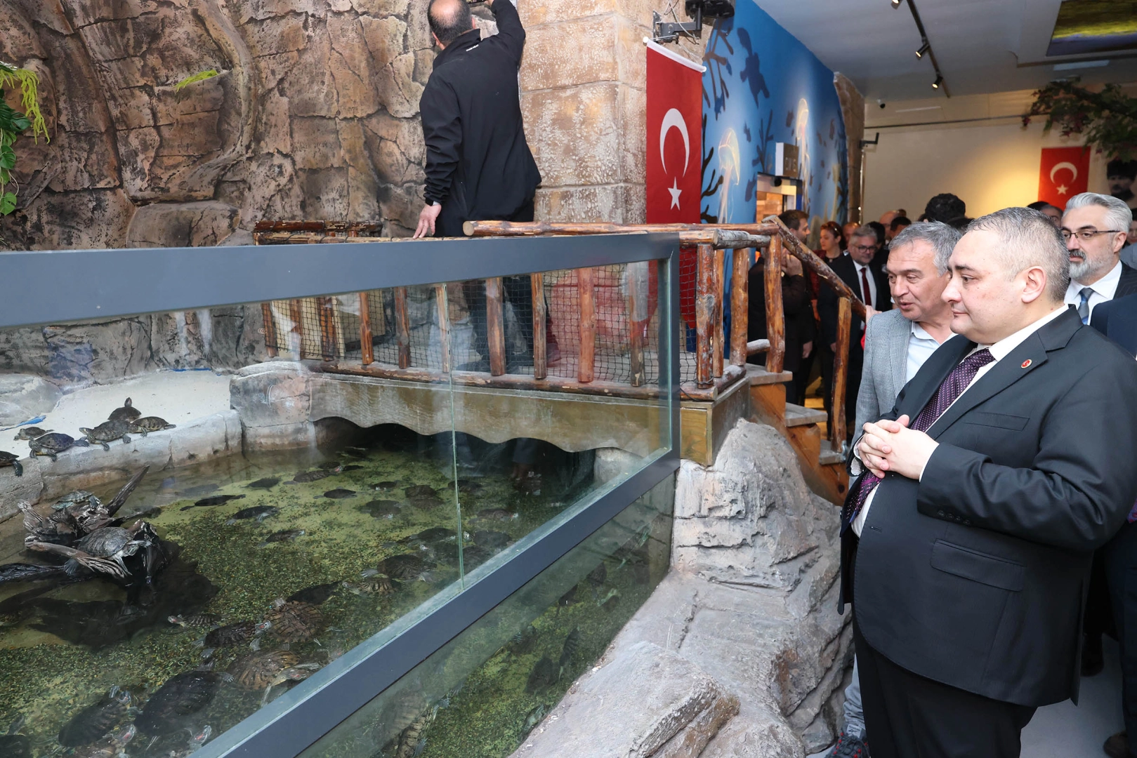 Keçiören'de 4 Bin Balıklı Dev Akvaryum Yenilendi: Başkentlilere Görsel Şölen