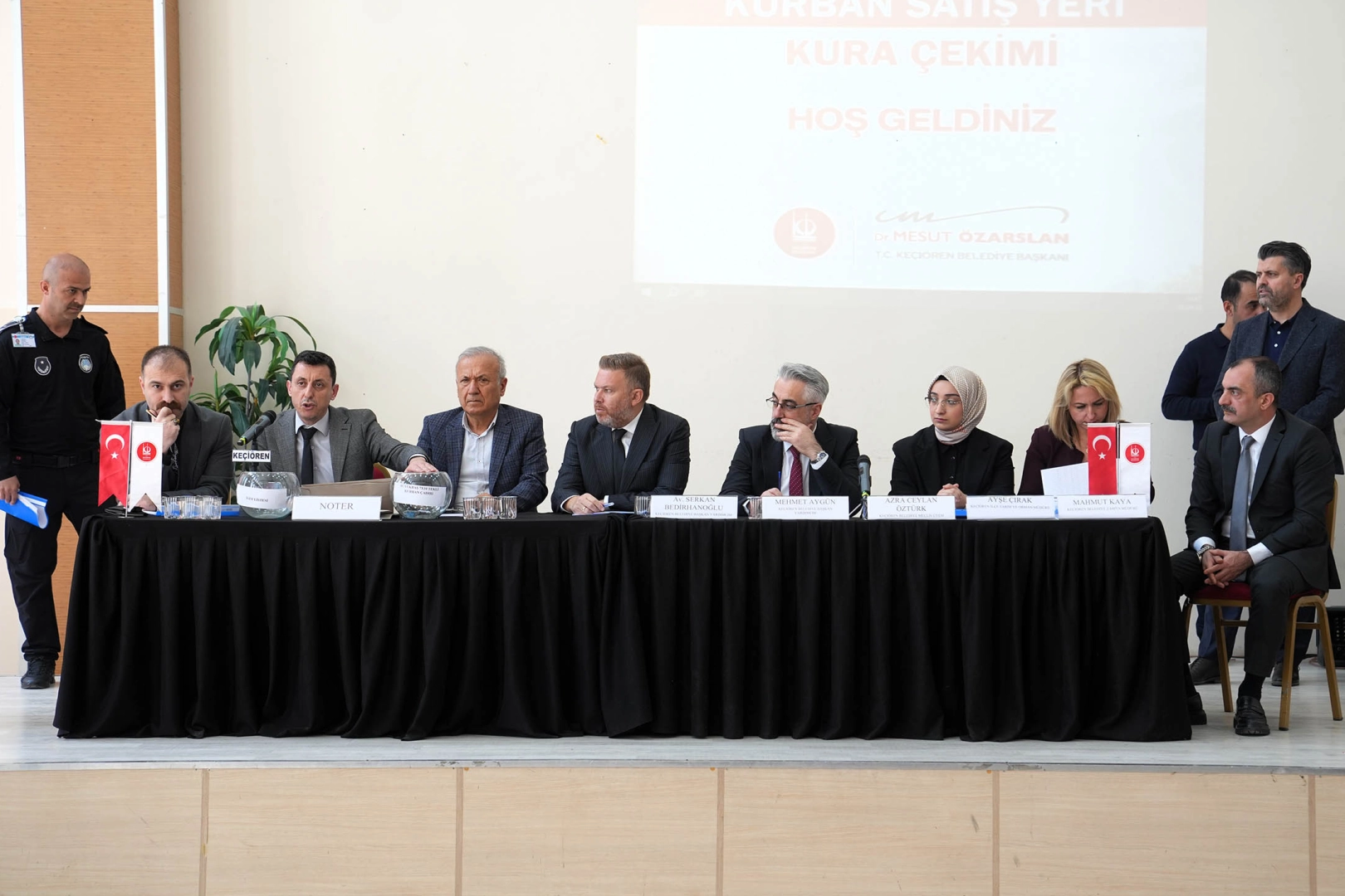 Keçiören'de Kurban Pazarı Yerleri Noter Gözetiminde Kurayla Belirlendi