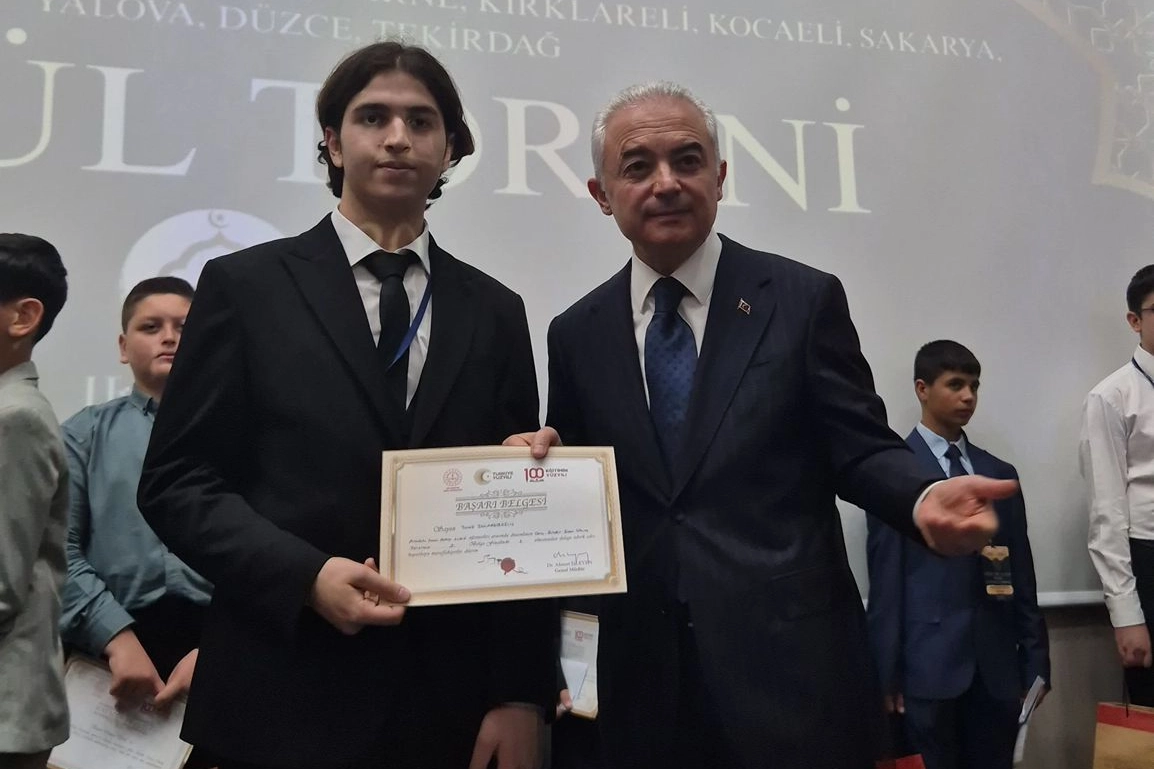 Sakarya’nın Gururu Öğrenciler Türkiye Finalleri İçin Konya’ya Uğurlandı