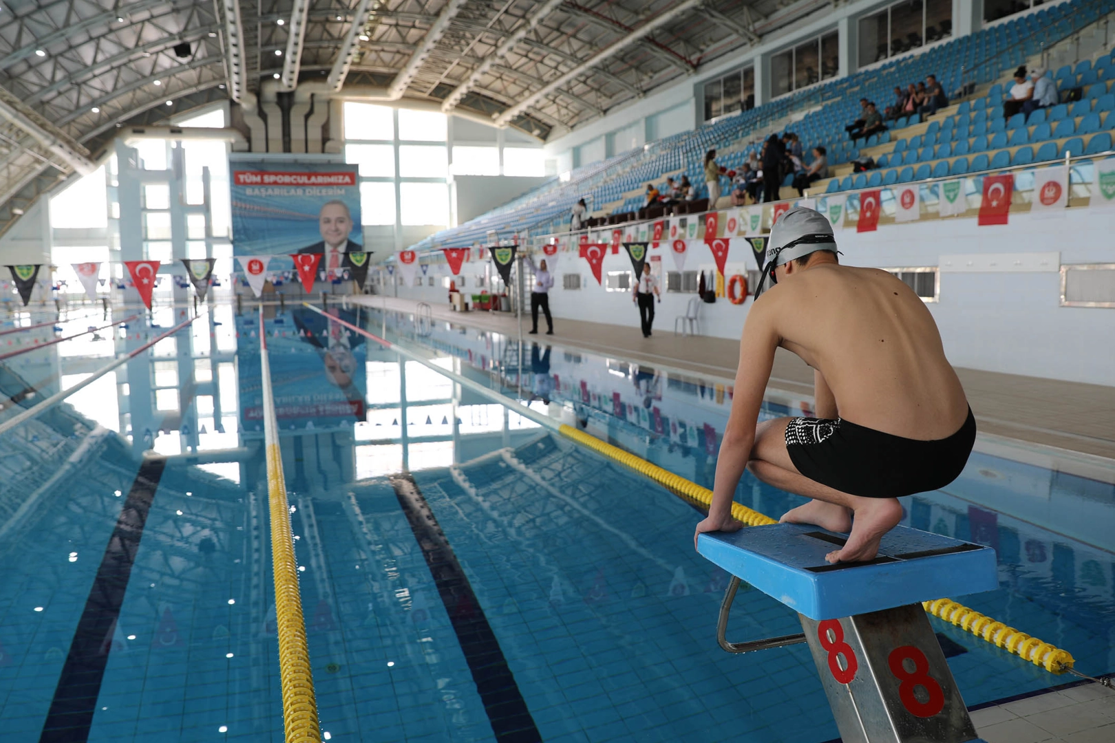 Keçiören'de Özel Sporcuların Mücadelesi: Goalball, Para Yüzme ve Tenis Heyecanı