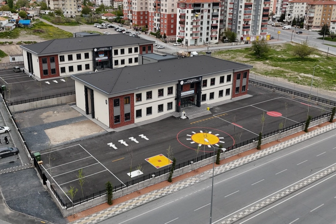 Melikgazi'de Eğitim Hamlesi: İki Yeni Okul Daha Açılıyor