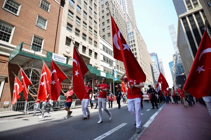 43. Türk Günü Yürüyüşü New York'ta Coşkuyla Kutlanacak: 15-16 Mayıs'ta Etkinlikler Başlıyor