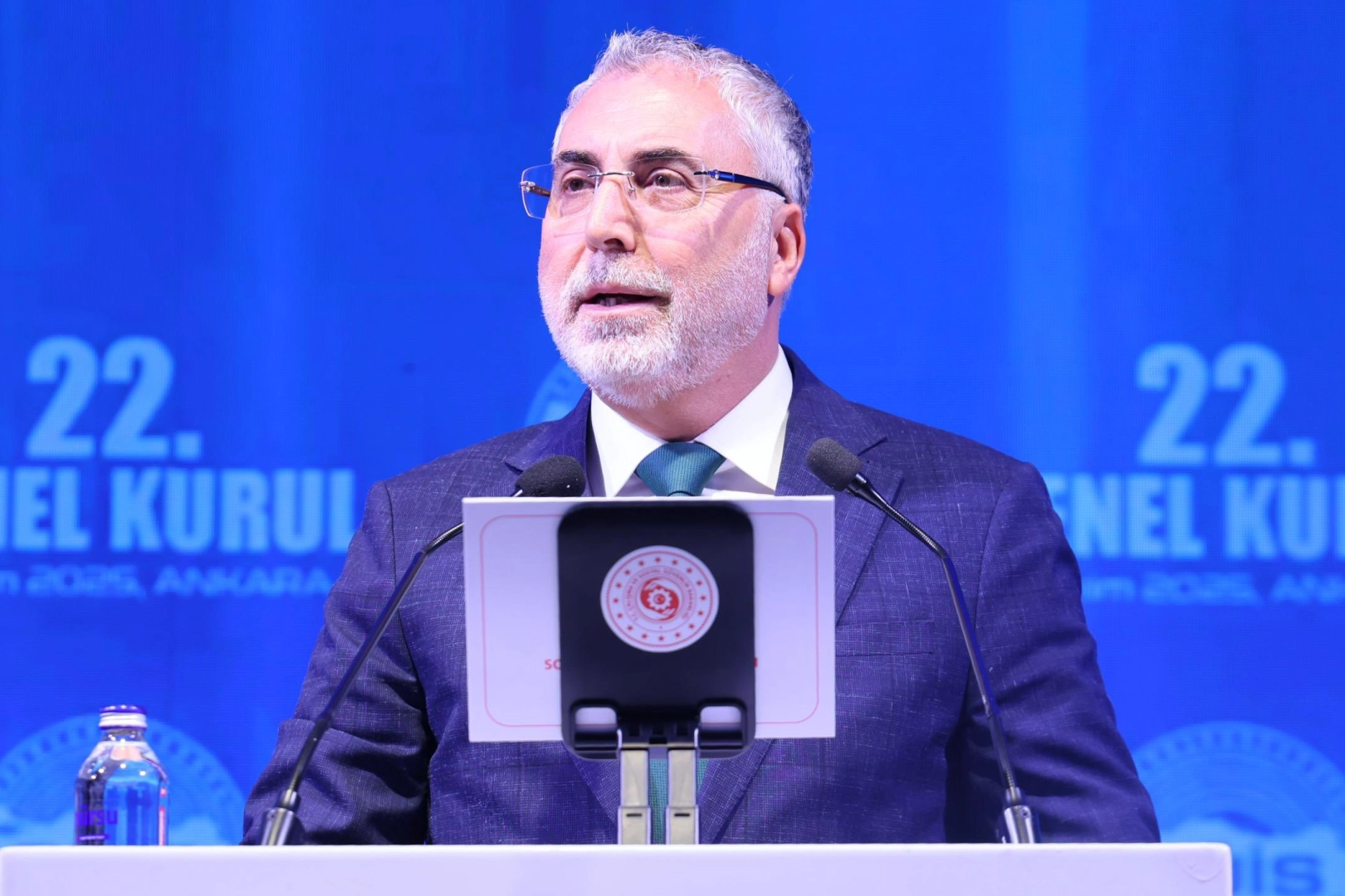 Genç İşsizlik Tarihi Düşük Seviyede: Bakan Işıkhan Açıkladı