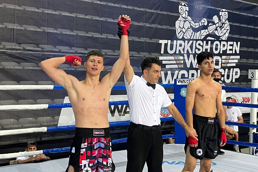 Pazaryerli kick boksçulardan Dünya Kupası'nda tarihi başarı: 3 madalya