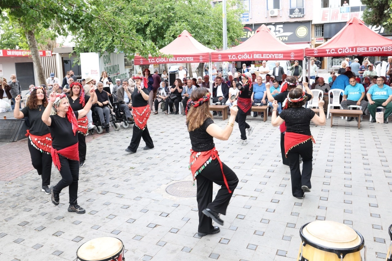 Çiğli'de Engelsiz Şenlik: Sevgi ve Dayanışma Engelleri Aştı