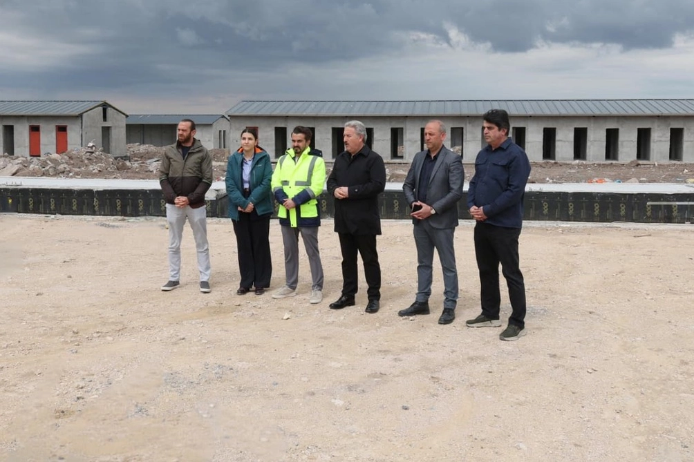 Melikgazi'de 80 Bin Metrekarelik Dev Hayvan Barınağı Yaz Sonunda Tamamlanıyor