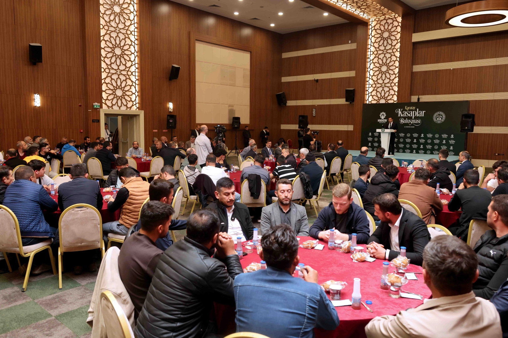 Karatay'da Kurban Bayramı Öncesi Kasaplarla Hijyen ve Koordinasyon Toplantısı