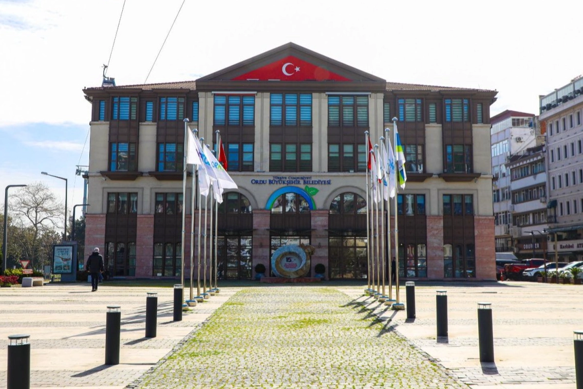 Ordu Büyükşehir Belediyesi Bayram İçin Tüm Birimleriyle Hazır: 7 İlçede Veteriner Kontrollü Kurban Kesimi