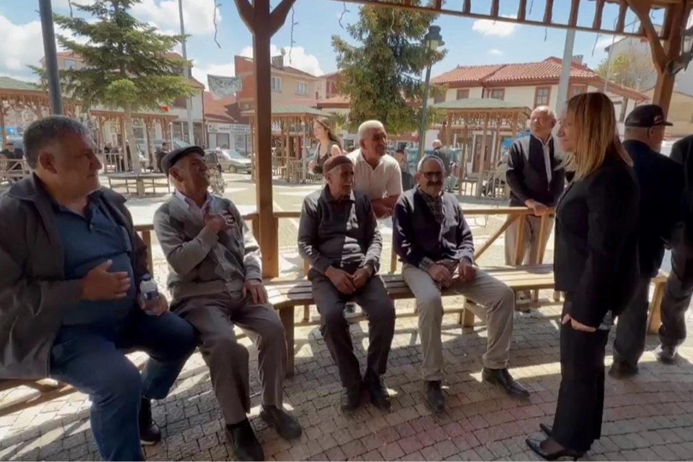 Pazaryeri’nde Başkan Tekin’in Halkla İç İçe Yönetim Anlayışı Büyük Beğeni Topluyor