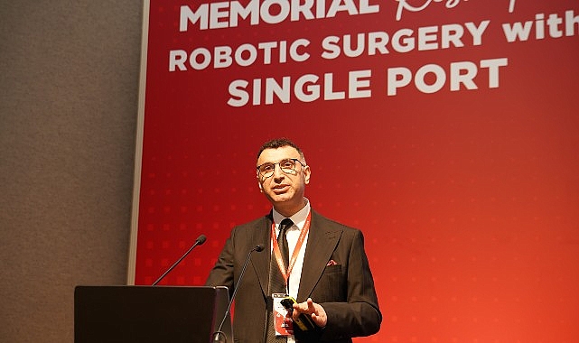 30 Ülkeden 200 Hekim İstanbul'da Tek Kesili Robotik Cerrahiyi Tartıştı