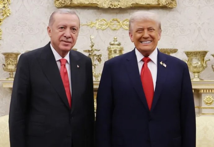 Erdoğan-Trump Telefon Görüşmesinde Suriye, Lübnan ve NATO Zirvesi Ele Alındı