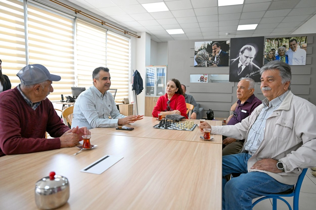 Ekonomik Krizde Emeklilere Can Suyu: Mersin'deki Sosyal Yaşam Merkezleri