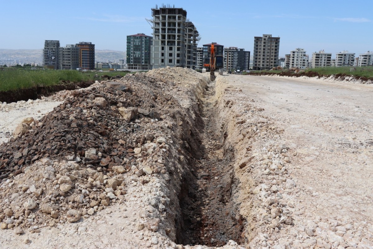Güzelyurt Mahallesi'nde Altyapı Seferberliği: Modern Yerleşim İçin 3 Caddede Çalışma Başladı