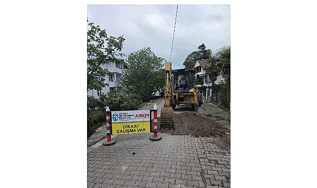 Kocaeli'de Bayram Öncesi A Takımı Seferber Oldu: Yol ve Kaldırımlar Elden Geçiyor