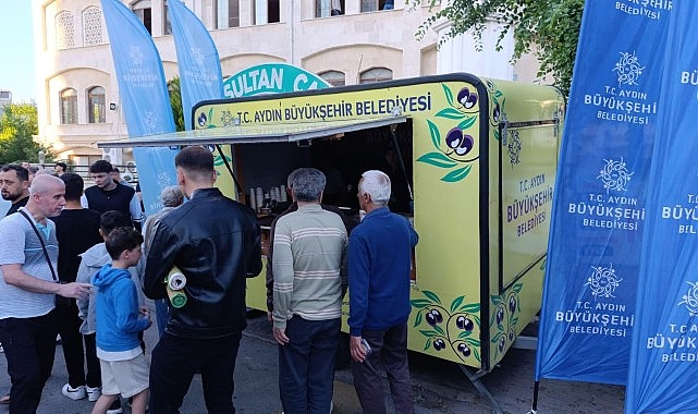 Aydın Büyükşehir Belediyesi’nden Bayram Namazı Sonrası Geleneksek İkram