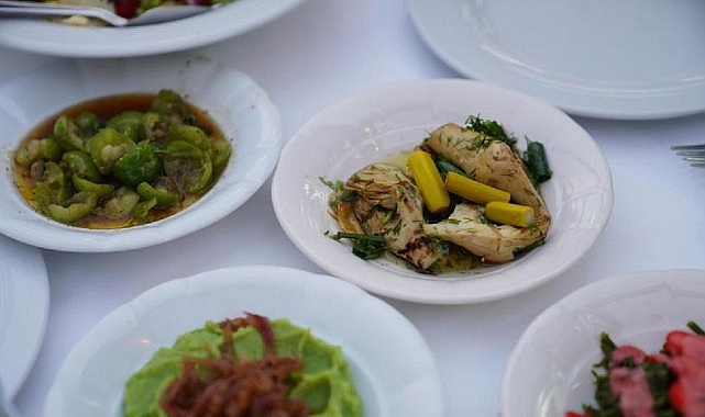 Ayvalık GastroFest İkinci Kez Kapılarını Açıyor: 15-17 Mayıs 2026'da Ünlü Şefler Buluşuyor