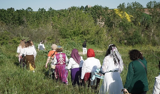 Balkan Martavalı Geleneği Ayvalı Köyü'nde Coşkuyla Yaşatıldı