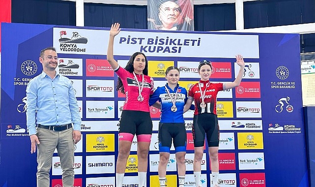 Kağıtspor'dan Haftalık Madalya ve Şampiyonluk Yağmuru: 5 Branşta Kürsü Başarısı