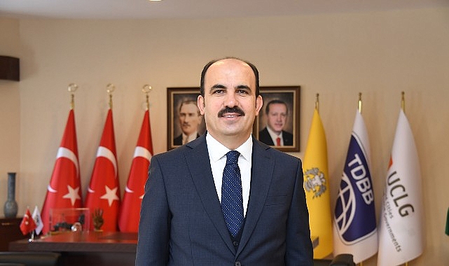 Konya'da 'Vefa Umresi' Projesi: Büyükler ve Gaziler Kutsal Topraklara Uğurlanıyor