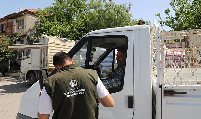 Aydın'da Küçük Üreticilere Yem Desteği: Başkan Çerçioğlu Didim'de Hibe Dağıttı