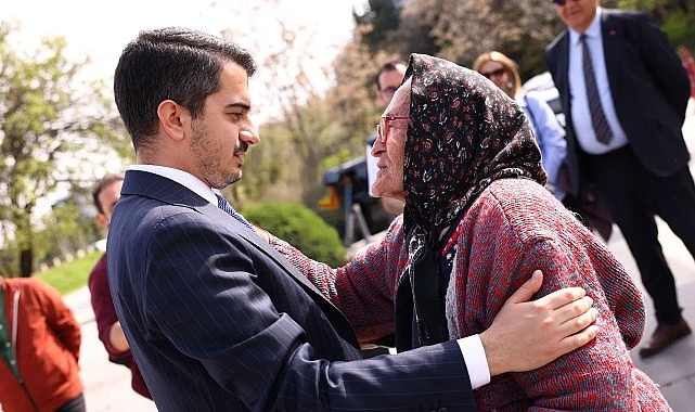 Çankaya'da Saha Yönetimi: Başkan Güner Mahalleleri Adım Adım Geziyor