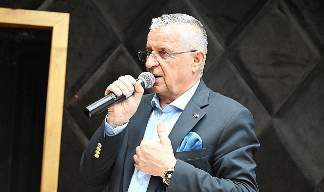 Kemer Belediye Başkanı Topaloğlu, Üniversite Hazırlık Kursu Veli Toplantısında Eğitim Desteklerini Anlattı