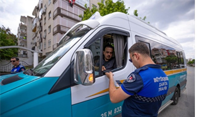 Bayram Öncesi Zabıta Denetimleri: 3 Bin 200 Ceza, En Çok Şoför Kartı İhlali