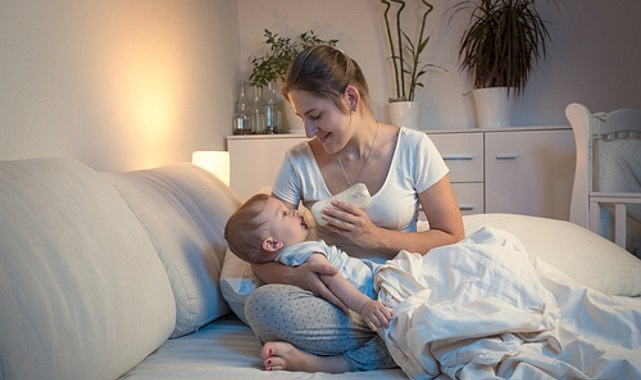 Gece Beslenmesi Bebeklerde Diş Çürüğü Riskini Nasıl Artırıyor? Uzmanlar Uyarıyor