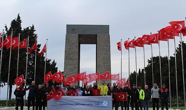 Beylikdüzü'nden Çanakkale'ye Pedal Çevirdiler: 330 Kilometrelik Saygı Turu