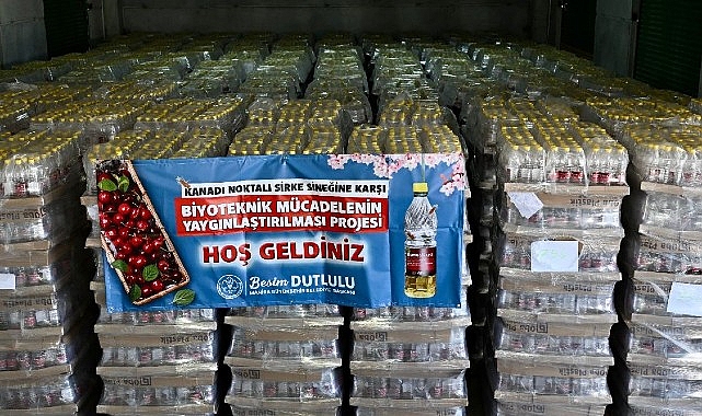 Manisa'da Kiraz Üreticilerine 160 Bin Şişe Elma Sirkesi Desteği