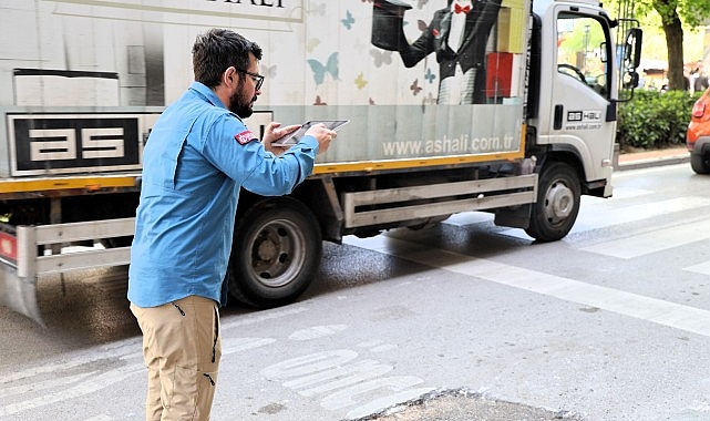 Kocaeli'de 'Göz Kulak' Ekibi Kentteki Sorunları Anında Tespit Edip Çözüyor