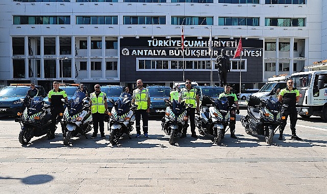 Antalya'da Ulaşımda Yeni Dönem: Motorize Ekipler 7/24 Görev Başında