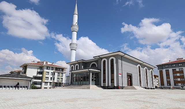 Karaman'da Camiler İçin Kapsamlı Çevre Düzenlemesi: Estetik ve Hijyen Ön Planda
