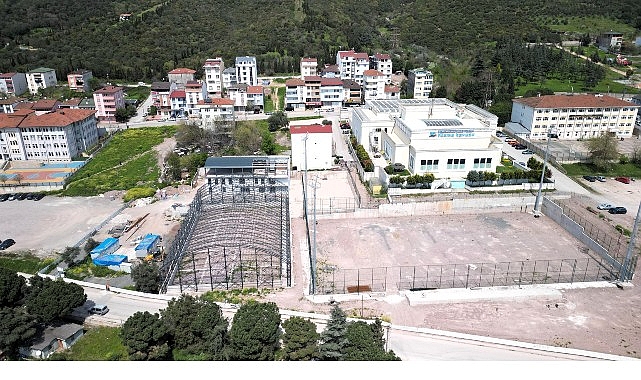 Çamlıtepe Spor Kompleksi'nde yüzde 71 ilerleme: Körfez'e yeni yaşam alanı