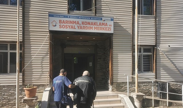 Çöp Evden Çıkış: Kocaeli Büyükşehir Belediyesi 60 Yaşındaki Süleyman K.'yi Hayata Bağladı