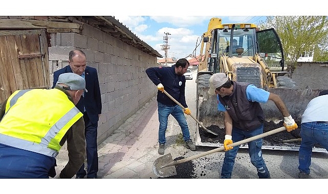 Başkan Aydın’dan Saha İncelemesi: Çumra’da Yol Çalışmaları Hız Kesmeden Devam Ediyor